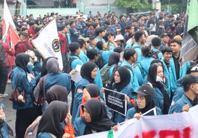 May Day Kondusif, Kapolrestabes Surabaya Sampaikan Apresiasi untuk Serikat Pekerja dan Mahasiswa