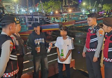 Patroli Skala Besar Akhir Pekan, Polres Pasuruan Kota Amankan Dua Remaja Konsumsi Miras