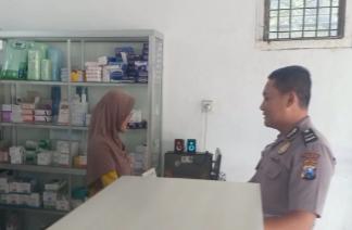 Polsek Lekok Intensifkan Patroli Pertokoan, Antisipasi Kriminalitas dan Jaga Keamanan Warga