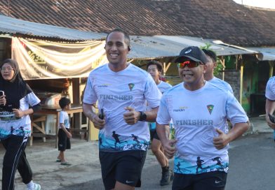 Wujud Sinergitas TNI-Polri dan Pemerintah Daerah, Kapolres Pasuruan Kota Hadiri Fun Run HUT Yon Zipur 10/Jaladri Palaka Ke-64