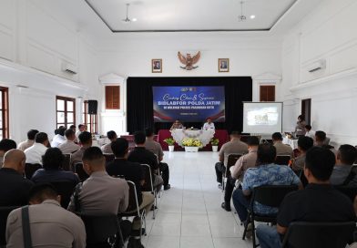 Tingkatkan Profesionalisme Penyidikan, Bidlabfor Polda Jatim Laksanakan Coaching Clinic dan Supervisi di Polres Pasuruan Kota