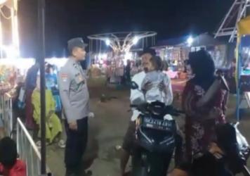 Polsek Lekok Patroli Pasar Malam, Imbau Pengunjung Waspada Aksi Kriminalitas 3C