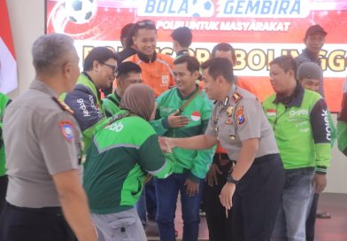 Polres Probolinggo Perkuat Silaturahmi, Ajak Mahasiswa dan Komunitas Ojol Nobar Piala Dunia