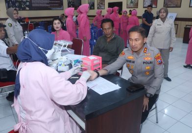 Sambut Hari Bhayangkara ke-80, Polres Blitar Kota Gelar Bakti Kesehatan