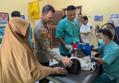 Polri Untuk Masyarakat : Polres Probolinggo Kota Gelar Khitan Gratis Sambut Hari Bhayangkara ke-80