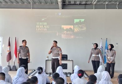 Polres Mojokerto Edukasi Pelajar Tanamkan Budaya Tertib Lalu Lintas dan Cegah Perundungan