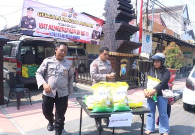 Polres Blitar Kota Gelar Gerakan Pangan Murah Sambut HUT Kemerdekaan RI ke-81