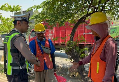 Respons Cepat Laporan Masyarakat, Satlantas Polres Pasuruan Kota Atasi Kemacetan di Exit Tol Sutojayan