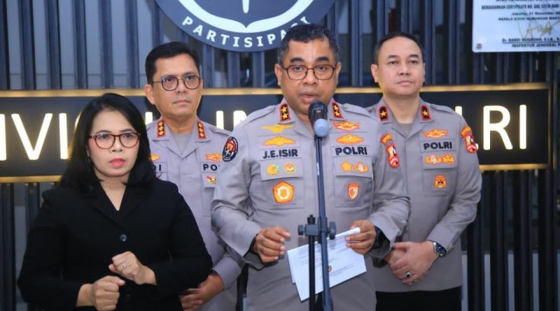 Polri Perkuat Layanan Publik yang Mudah, Cepat dan Responsif melalui SuperApp Polri Polri Perkuat Layanan Publik yang Mudah, Cepat dan Responsif melalui SuperApp Polri