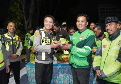 Polres Bojonegoro Perkuat Sinergi Harkamtibmas, Gelar Doa Bersama Komunitas Ojol